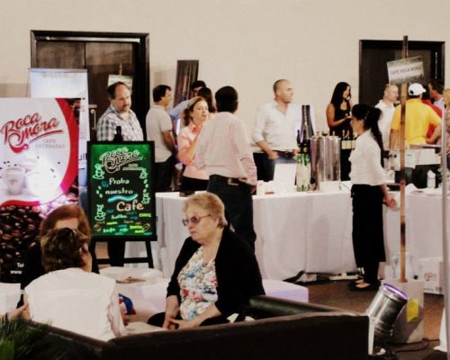 1383817_574703562596353_849504211_n