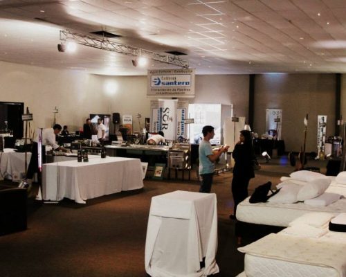 1393923_573345542732155_1223227307_n